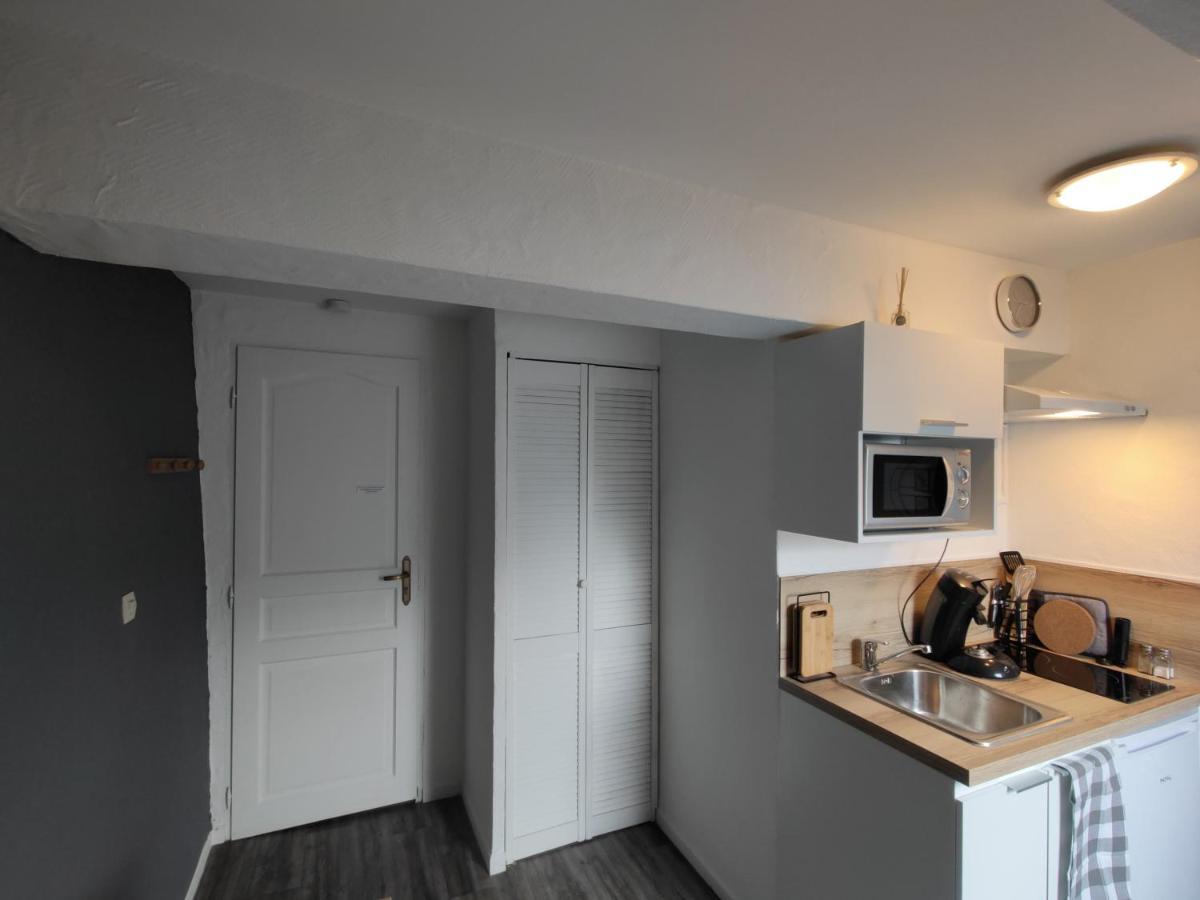 Studio "Sous Les Toits", Proche Hyper Centre Et Commerces ! Valenciennes Luaran gambar